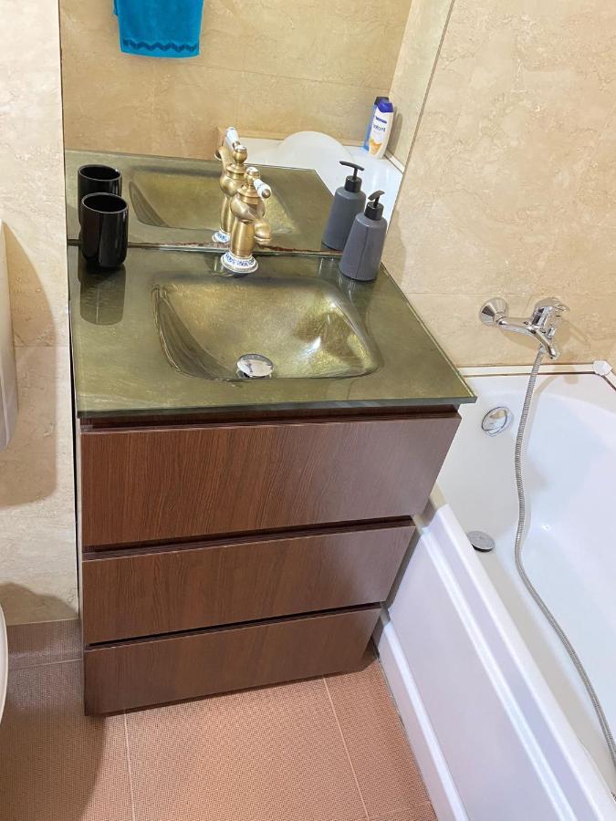 Bucharest Apartment Near The Center, Subway, Mall And Park エクステリア 写真